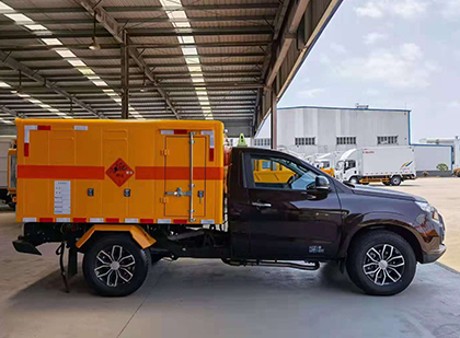 莱城爆破器材运输车